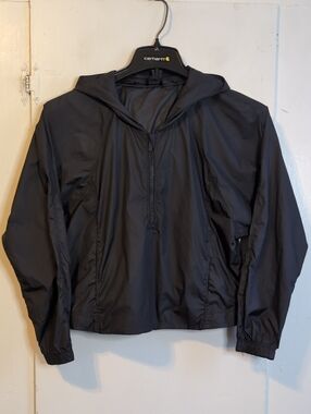 lululemon Cropped 1/2 Zip Windbreaker womens 6 (small)